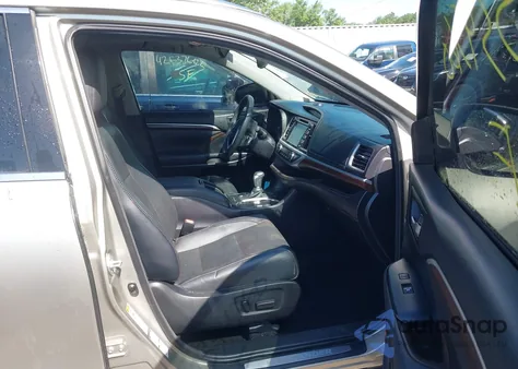 2016 Toyota Highlander Limited V6 из США, поврежденный, VIN 5TDDKRFH8GS282229